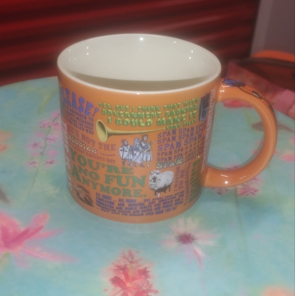 Monty Python mug - Picture 5 of 6